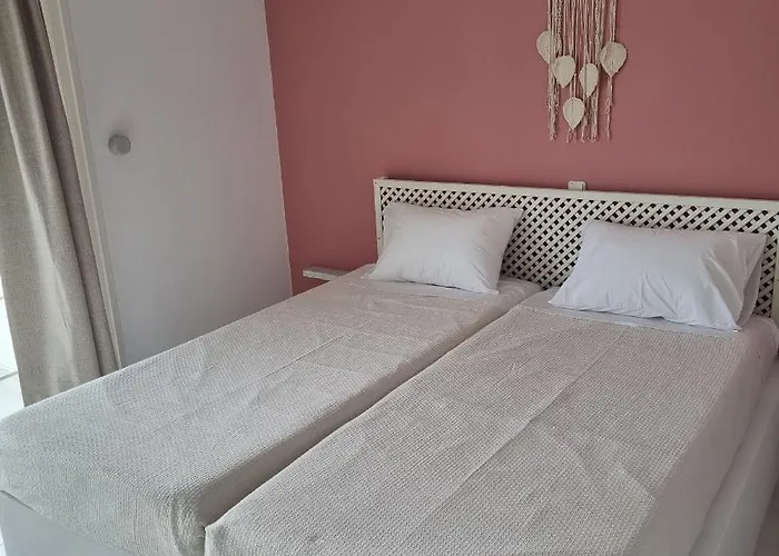 Arocaria - Peaceful *